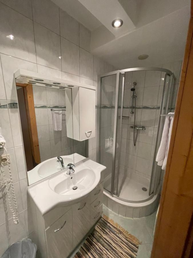 Waldrestaurant Vida Hotel Kapfenberg Buitenkant foto